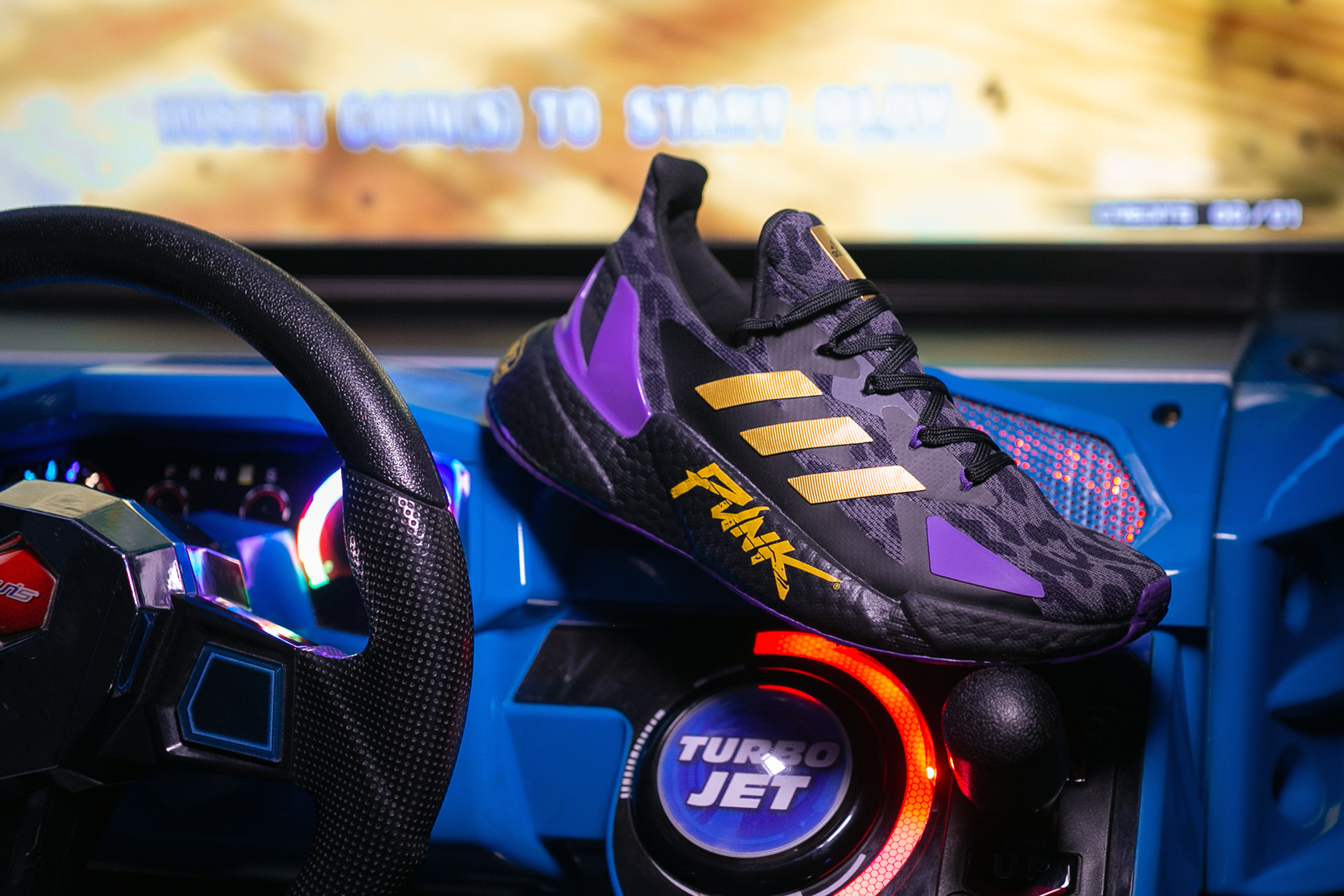 Adidas X9000L4 «CYBERPUNK 2077»